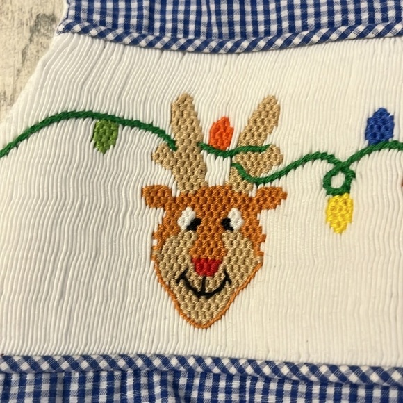 Reindeer Smocked Two Piece Set Size 18 Month - Picture 6 of 9